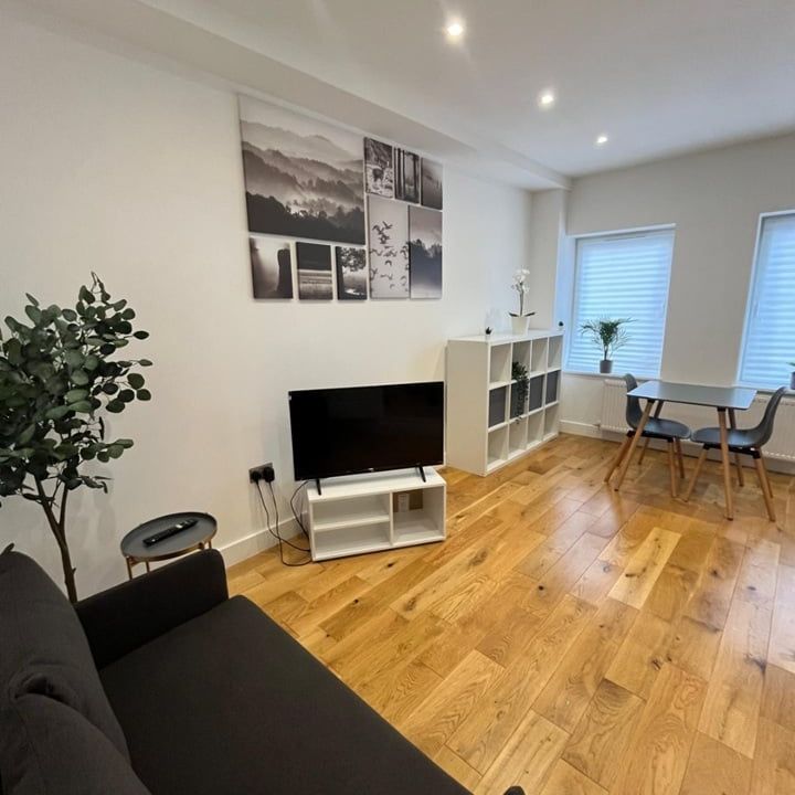 1 Bed Flat, High St, E15 - Photo 1