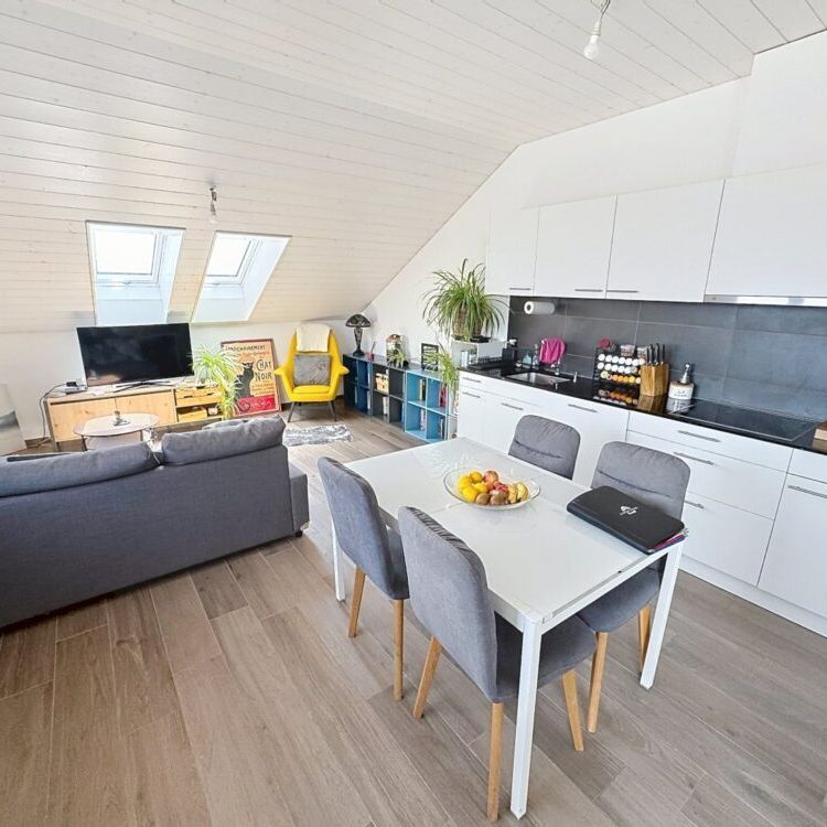 Magnifique appartement récent de 2.5 pièces avec balcon - Photo 1