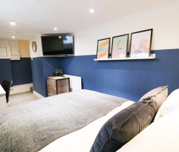 3 bedroom terraced house to rent - Photo 6