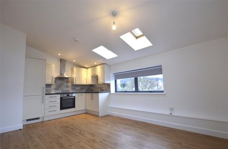 1 bedroom apartment to rent - Photo 2