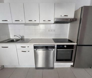 Location Appartement 3 pièces 57m² MONTPELLIER 34000 - Photo 2