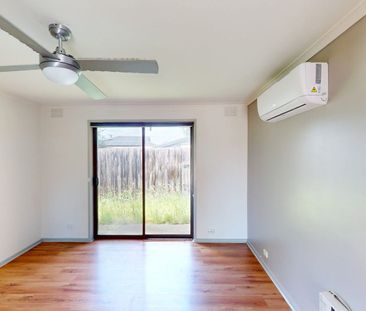 Cosy, Light-Filled Unit in a Convenient Melton West Location - Photo 3