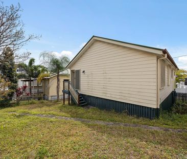 Fully fenced 3-bedroom home! - Photo 1