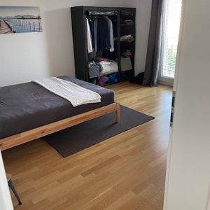 Charmant appartement de 2,5 pièces avec balcon à La Tour-de-Peilz - Photo 2