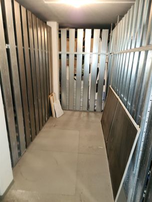 Schöne 2 Zimmer Whg. mit Weitblick in Queis, Balkon unt TG-Stellplatz! - Photo 1