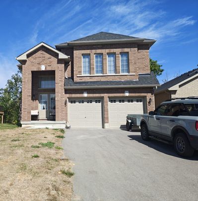 For Lease - 59 Carew Boulevard, Kawartha Lakes, Ontario - Photo 1