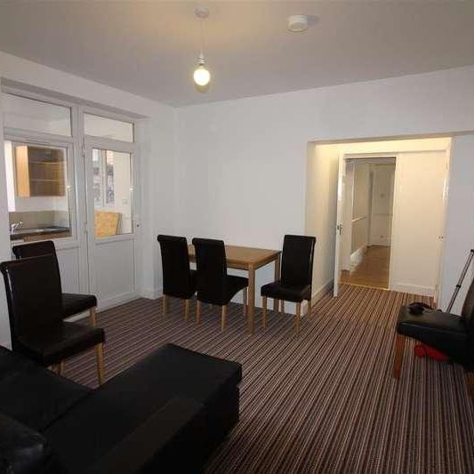 Wilton Avenue, Southampton, SO15 - Photo 1