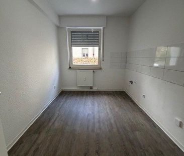 Miet mich - 2-Zimmer-Wohnung in zentraler Lage mit Balkon - Foto 5