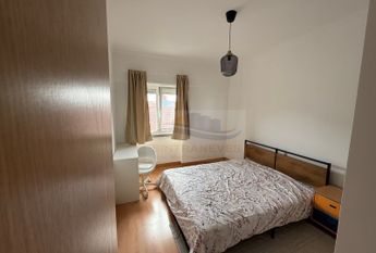 Apartamento T5 em Lisboa