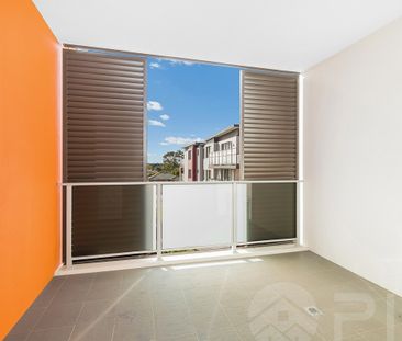 "Modern 2-Bedroom Apartment with Secure Parking in Wentworthville" - Photo 2