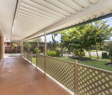 16 Begonia Court, Annandale - Photo 2