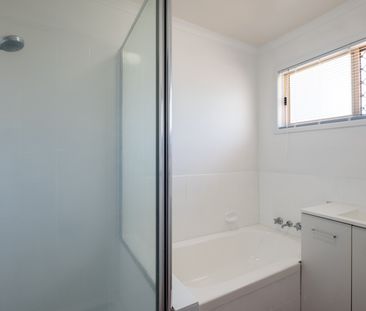 10 Warroo Drive, Deception Bay QLD 4508 - House For Rent | Domain - Photo 5