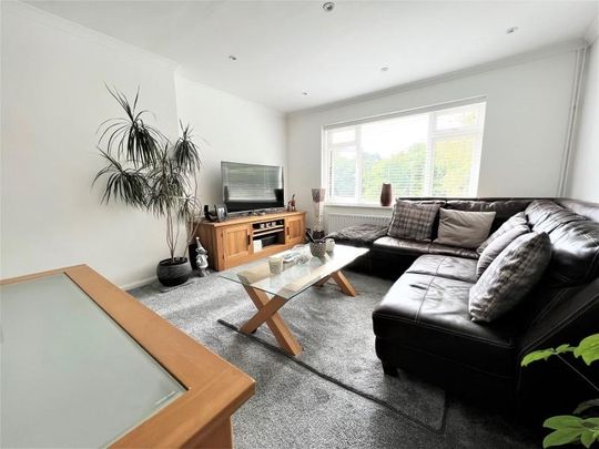 2 bedroom maisonette to rent - Photo 1