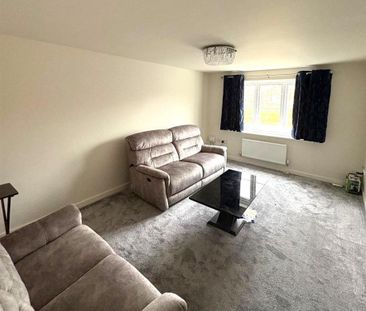 4 bedroom detached house to rent - Photo 1