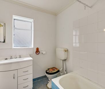 Sunny 2 bedrooms Unit with Great Views in Lindisfarne - Available Now! - Photo 5