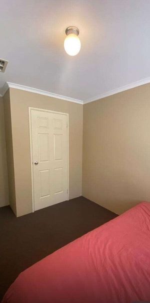 Canning Vale - Photo 1