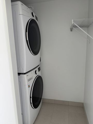 For Lease - 395 Square One Drive Unit# 1803, Mississauga, Ontario - Photo 2