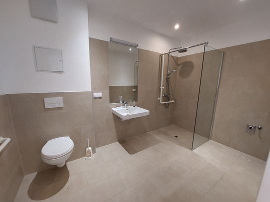 Provisionsfrei! Seniorenwohnung in Oberlaa mit Terrasse im 1. Dachgeschoß. - Photo 1