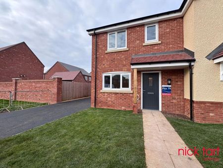 White Bryony Drive, Apley Telford, Shropshire, TF1 6BD - Photo 2