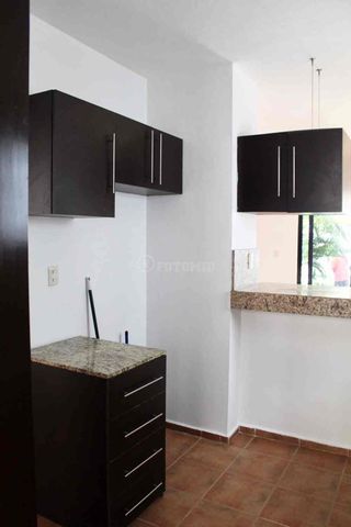 Preciosa casa con alberca, dentro de privada en Gran Santa Fe. - Photo 4
