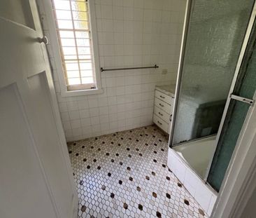 CENTRAL MOOROOKA LOCATION - Photo 5