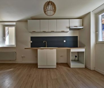 Location Appartement 3 pièces 48m² AUBAGNE 13400 - Photo 2