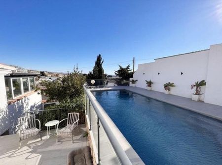 7 room luxury Villa for rent in Fuengirola, Andalusia - Photo 3