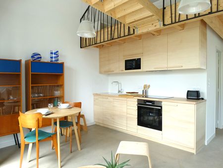 Location Maison 1 pièce 61m² - Photo 5