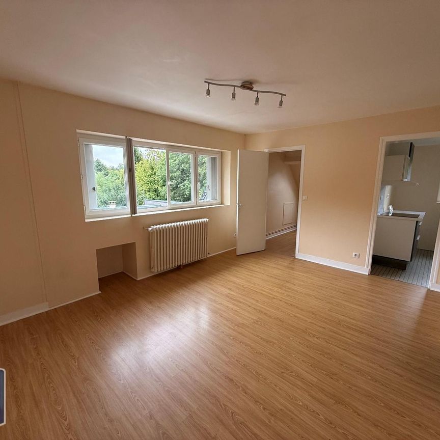 Location Appartement 1 pièce MONDEVILLE 14120 - Photo 1
