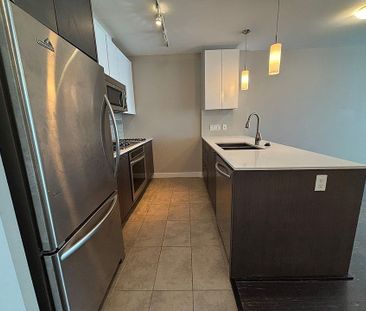 5511 Hollybridge Way condo — Richmond, BC (1-Bedroom) - 1 Bedroom - Photo 4