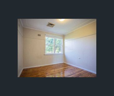 7 Burke Road, Lalor Park, NSW 2147 - Photo 3