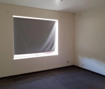 2 Bedroom Flat - Photo 5