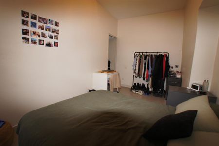 Location Appartement 3 pièces 45m² ANGERS 49100 - Photo 3
