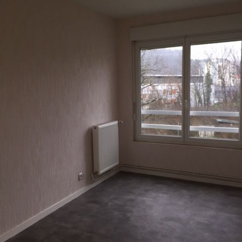 Location - Appartement T4 - 84 m² - Ornans - Photo 1