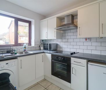 Tharp Way, Chippenham, Ely - Photo 4