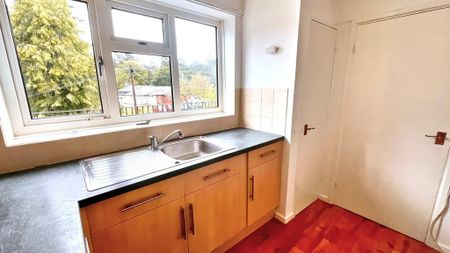 2 bedroom apartment to rent - Photo 3