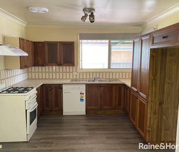 FABULOUS LOCATION ! - Photo 4