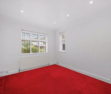 4 bedroom detached house to rent - Photo 6