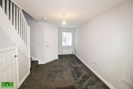 2 bedroom semi-detached house to rent - Photo 5