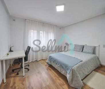 Alquiler de piso en Calle Monticu - Photo 3