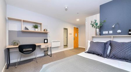 1 bedroom in a flat share to rent - Photo 4