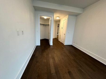 For Lease - 1 Edgewater Drive Unit# PH19, Toronto, Ontario - Photo 2