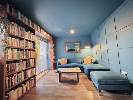 3 bedroom end of terrace house to rent - Photo 4