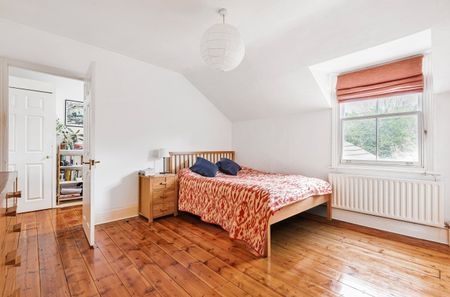 Flat to rent - Norwood Road, London, SE24 - Photo 3
