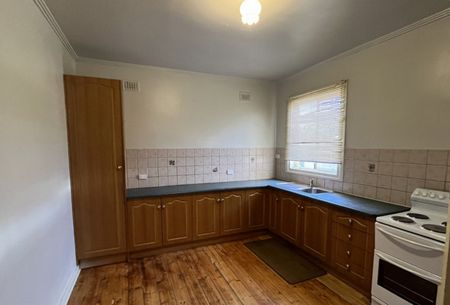 19 Mellor Street, Port Augusta West - Photo 5