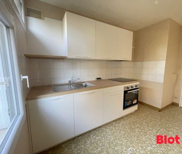 Location Appartement 4 pièces 75m² RENNES 35000 - Photo 6