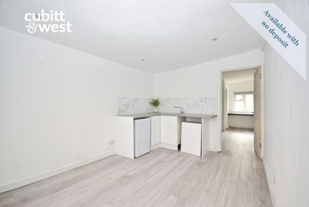 4 bedroom detached bungalow to rent - Photo 2