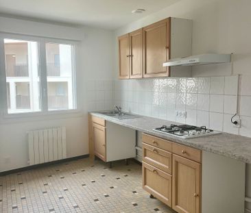Location Appartement 3 pièces 60m² MACHECOUL ST MEME 44270 - Photo 1
