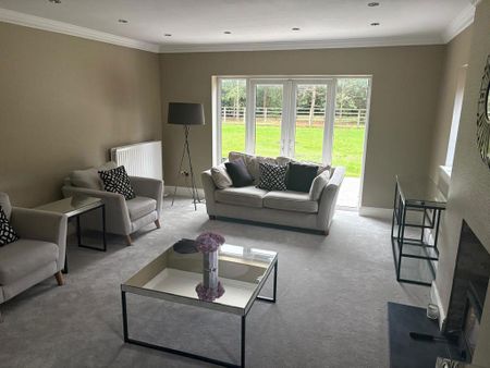 5 bedroom detached house to rent - Photo 4