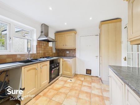 4 bedroom terraced house to rent - Photo 2